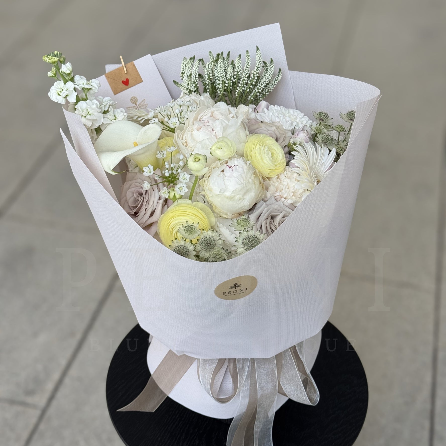 Nordic Pearl Bouquet