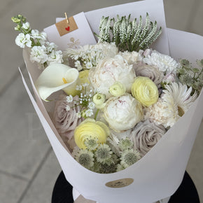 PÉONI Nordic Pearl Bouquet
