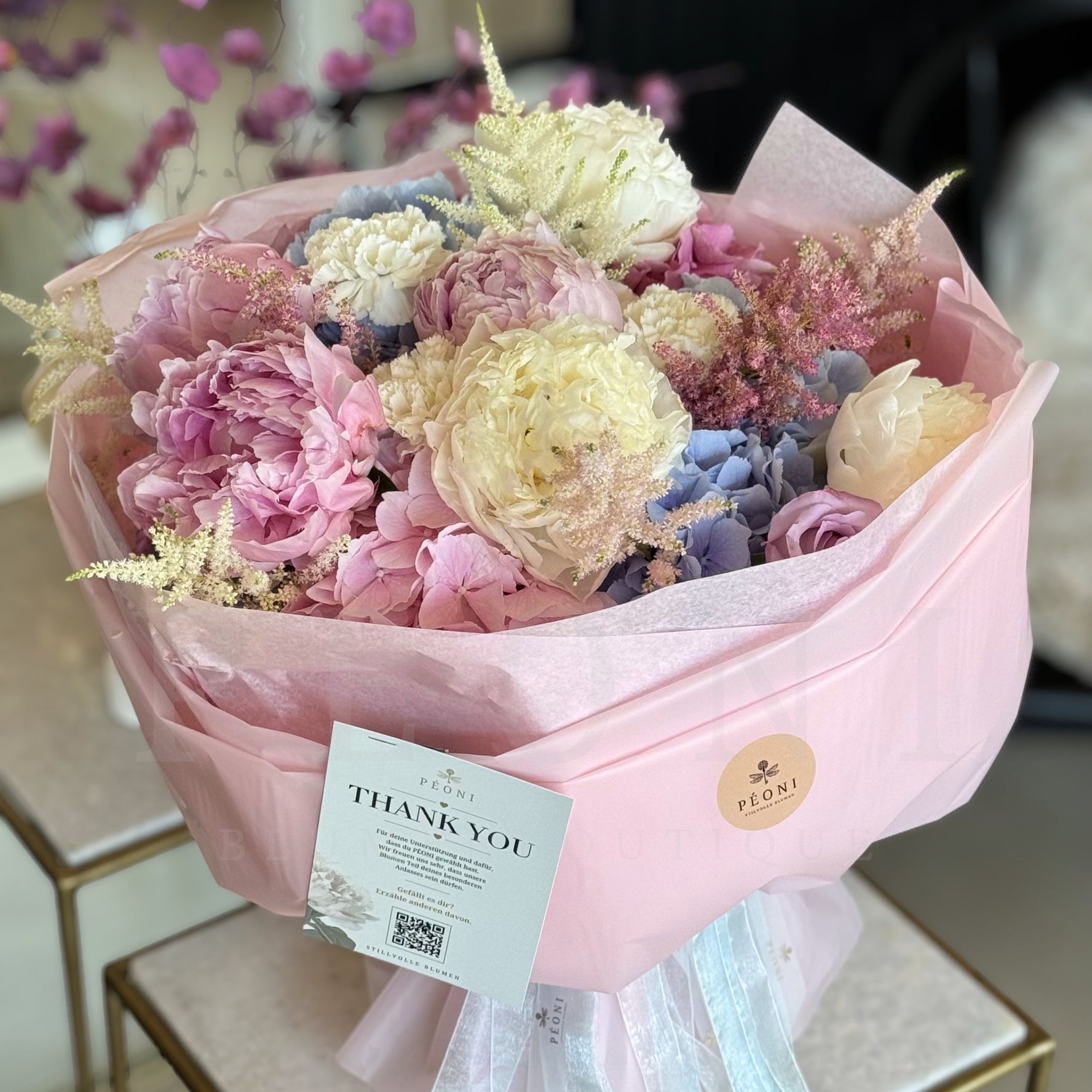 PÉONI Cloud Bouquet